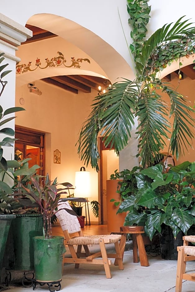 Los Pilares Hotel