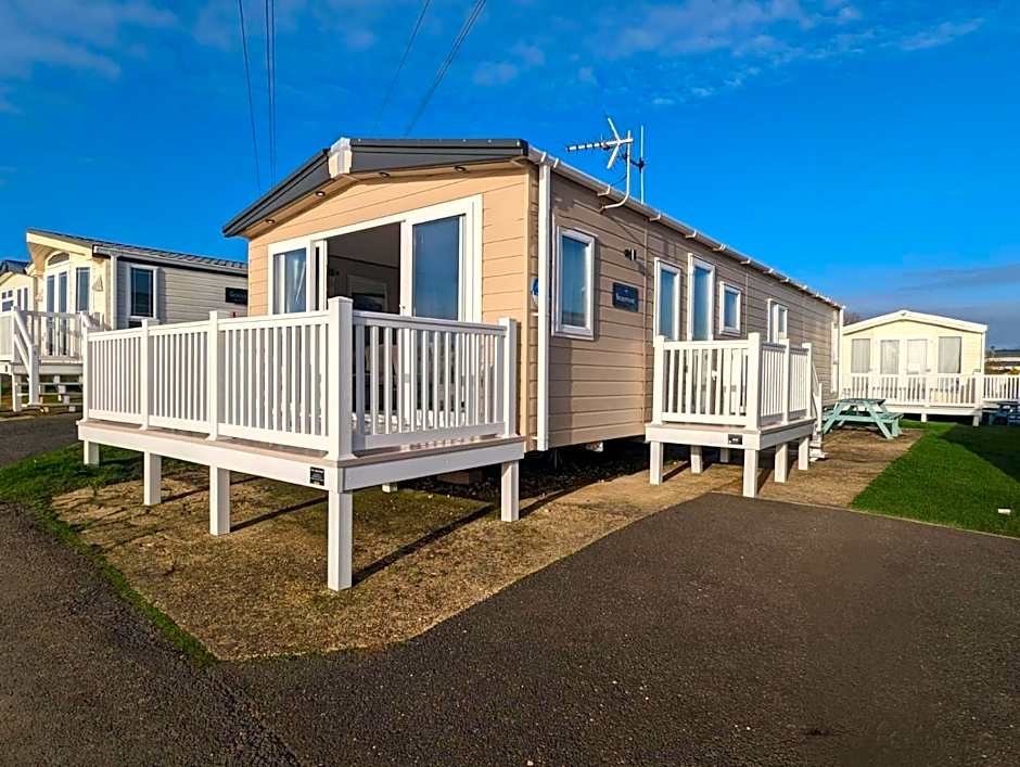 Luxury Caravan Littlesea Haven Frontline Fleet Lagoon Views