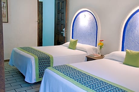 SUPERIOR KING OCEAN VIEW ROOM