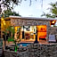 Foxy Crocodile Bush Lodge & Kruger Safaris