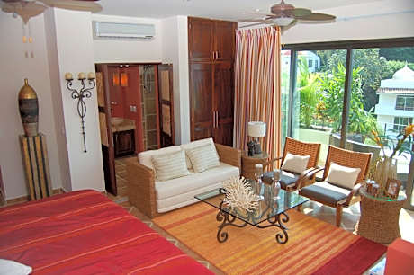 Deluxe Double Room with Ocean View