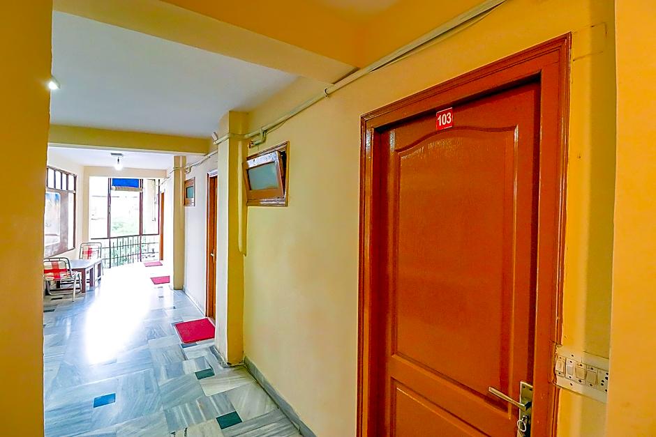 Midtown by FabHotel – Manali, PA