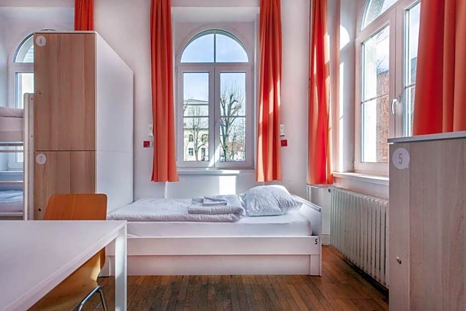 Hostel DIC
