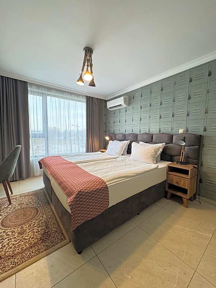 Avenue Aparthotel