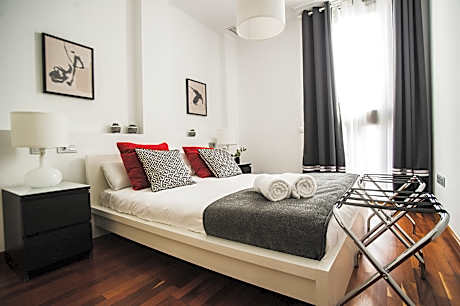 APARTMENT 3 ADULTS ONE BEDROOM