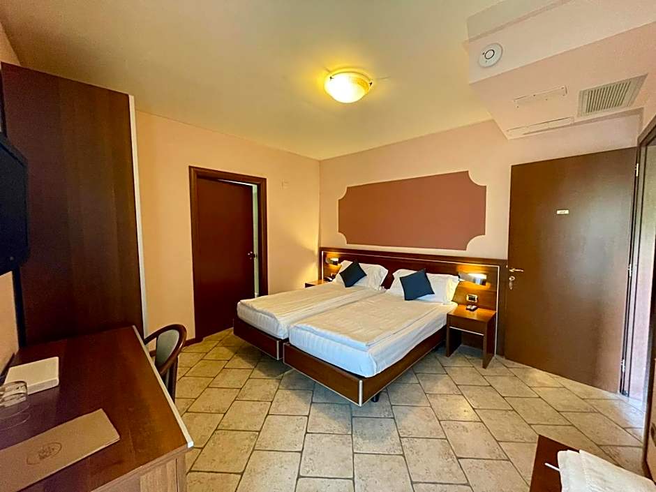 Hotel Grotto Bagat