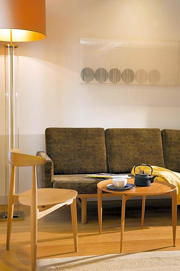 Hotel Marignan Champs-Elysees