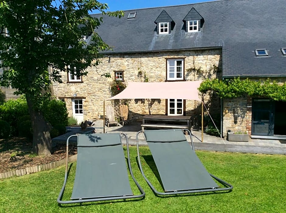 Maison de charme à Crupet et le gîte la suite