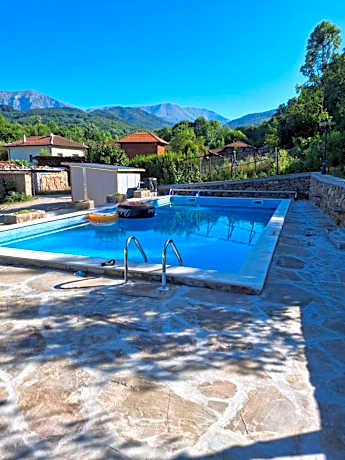 Семеен хотел Балканъ-Априлци