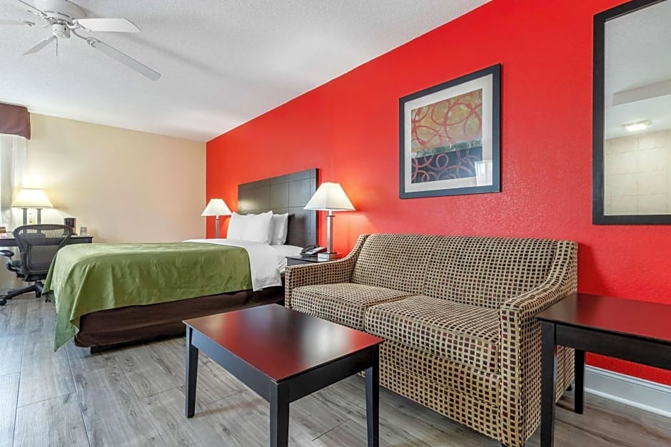 Quality Inn & Suites Lexington