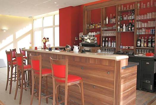 SOWELL HÔTELS Le Domaine du Golf d'Albret