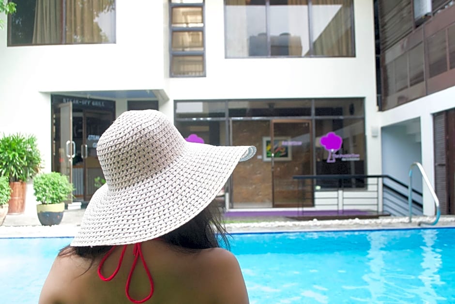 Purple Tree Bed and Breakfast