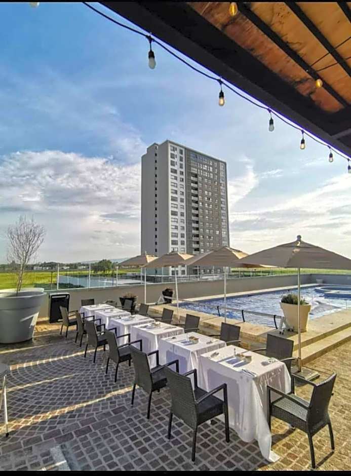 Fiesta Inn Celaya Galerias