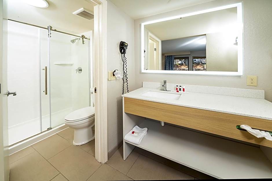Days Inn by Wyndham Atlanta Stone Mountain