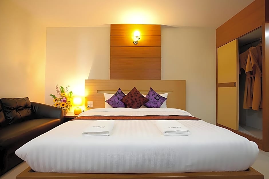Amnauysuk Hotel