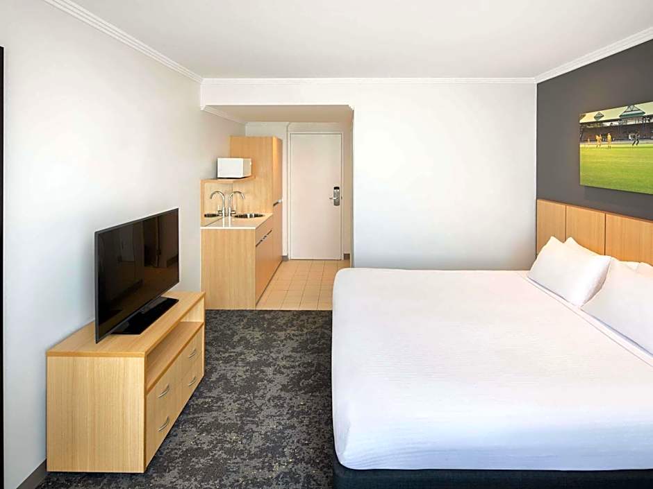 Mercure Sydney Bankstown