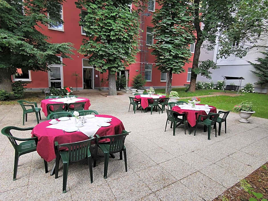 Garten- und Kunsthotel Gabriel City