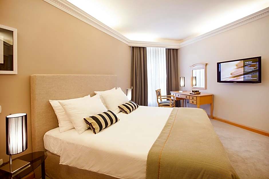 Photo 1 of 8 of Ambassador Suite