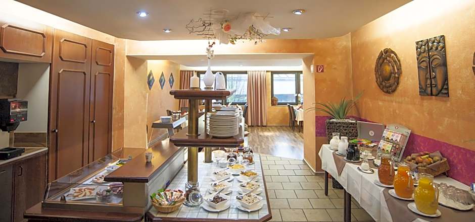 Stargaze Home Hotel