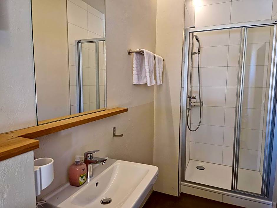 Easy-Living Buholz Hoch 12