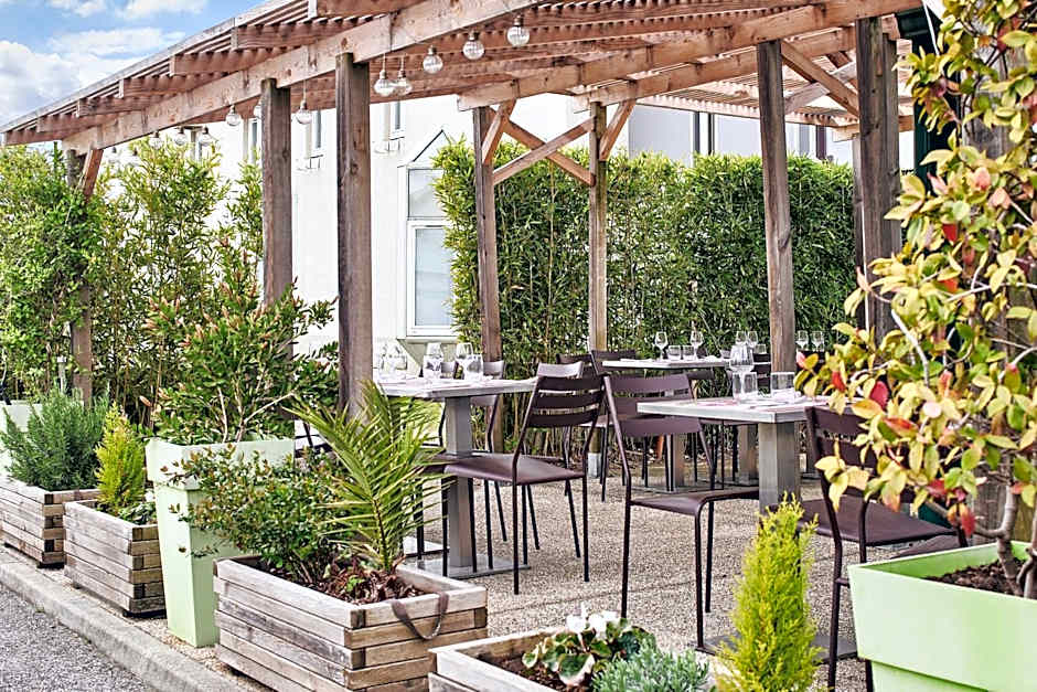 Sure Hotel by Best Western Valence Nord