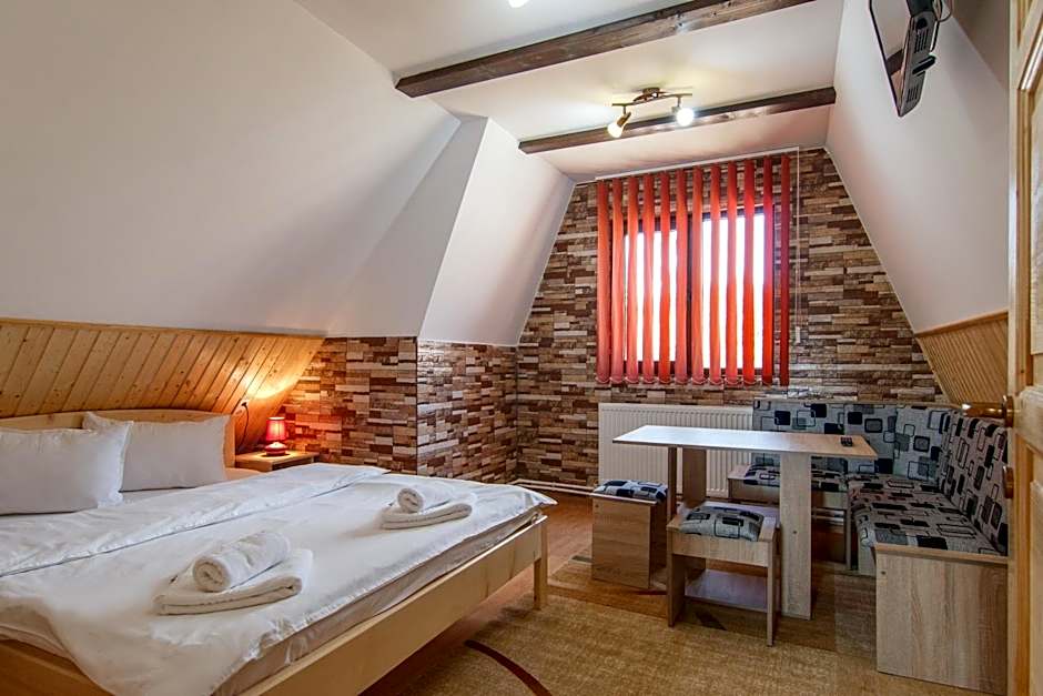 Centrul de Echitatie Poiana Brasov