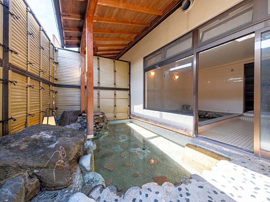 Fuji Sakura Onsen Ryokan