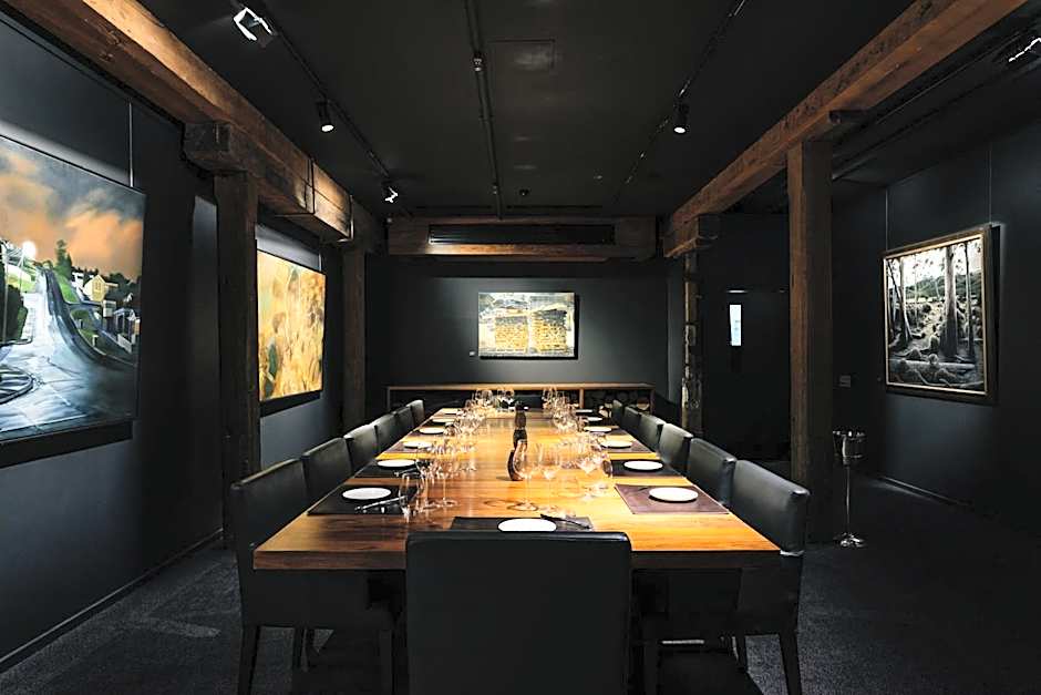 The Henry Jones Art Hotel