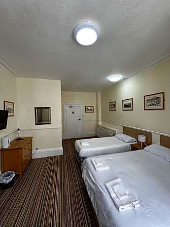 Deluxe Triple Room with Sea View