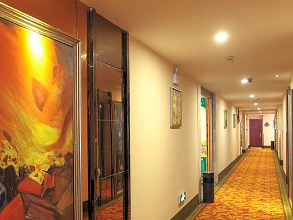 GreenTree Inn Hefei Railway Station Baima Phase III Baowen Business Building Express Hotel