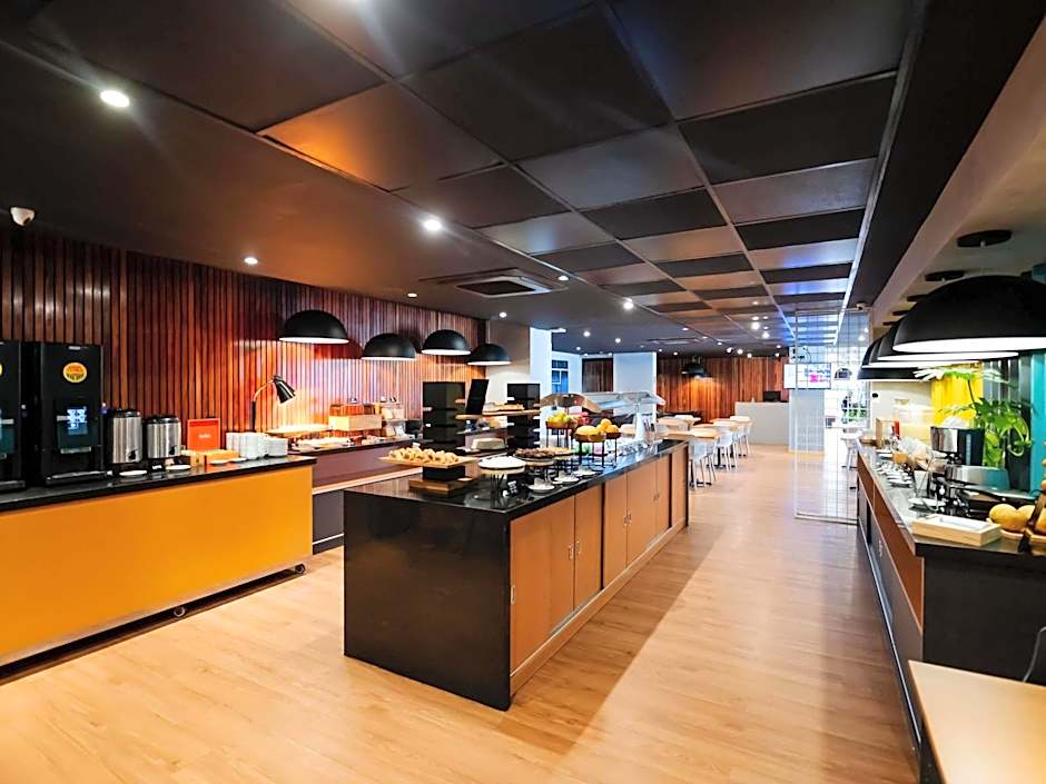 Ibis Styles Belém Hangar