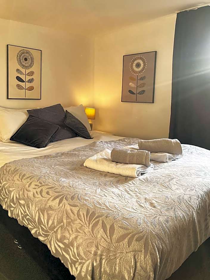 Old Palace Guest House