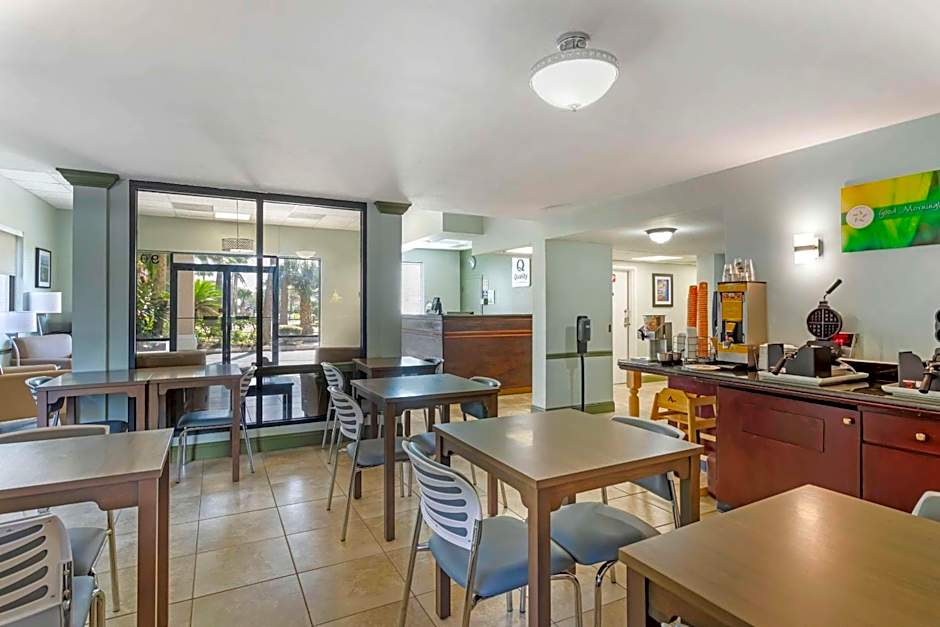 Quality Inn & Suites St Augustine Beach Area