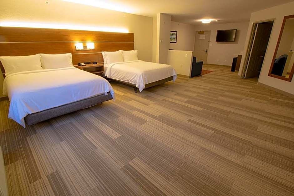 Holiday Inn Express & Suites Manassas By IHG