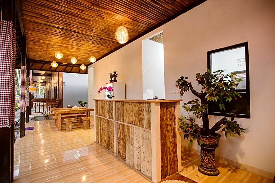 Double'D Hostel