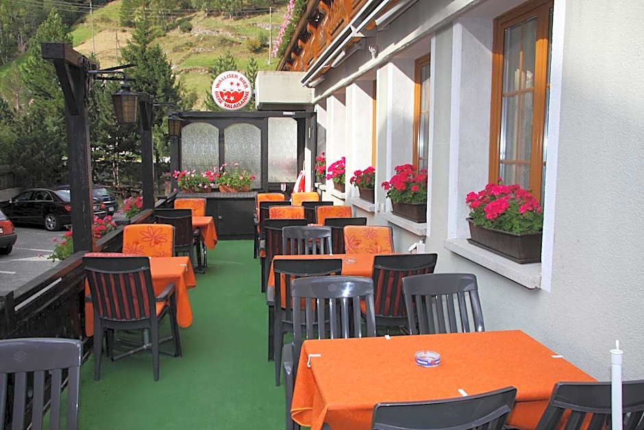 Hotel Alpha