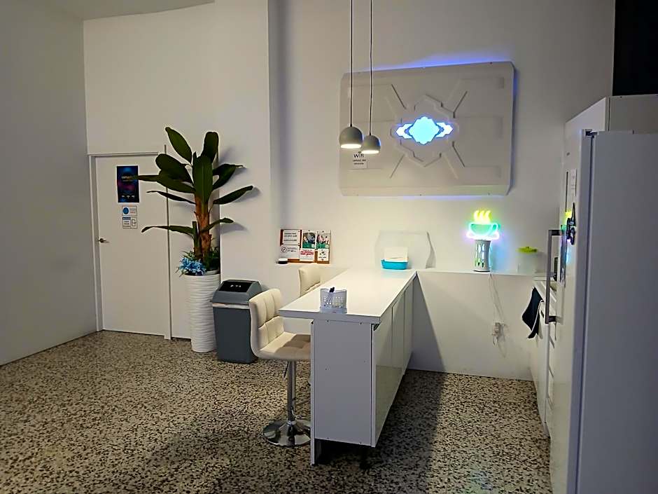 CAPSULE INN VALENCIA Hostel