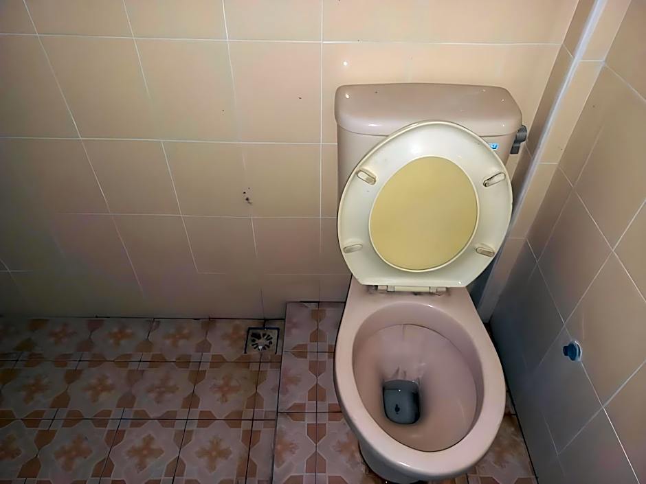 SPOT ON 91563 Hotel Meilias