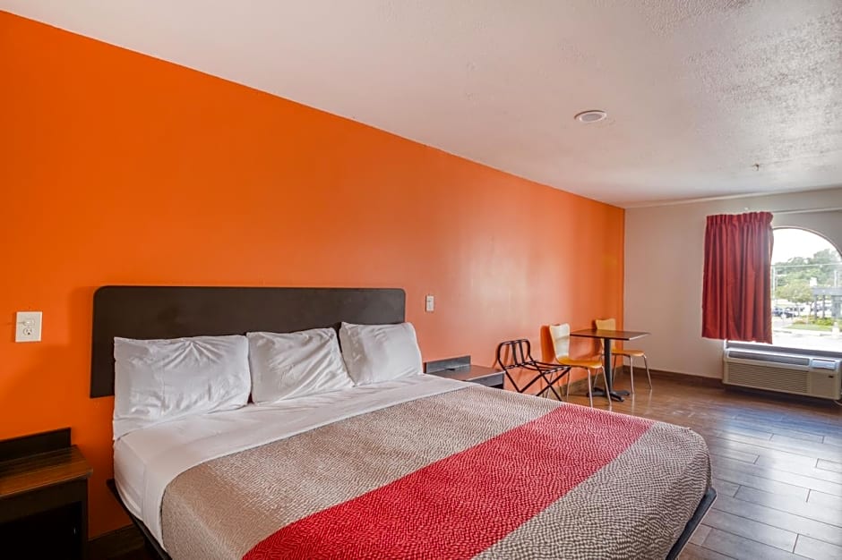 OYO Hotel Denham Springs I-12