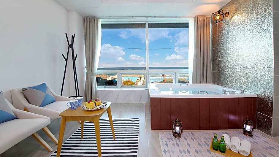 Gangneung Ara Spa Pension