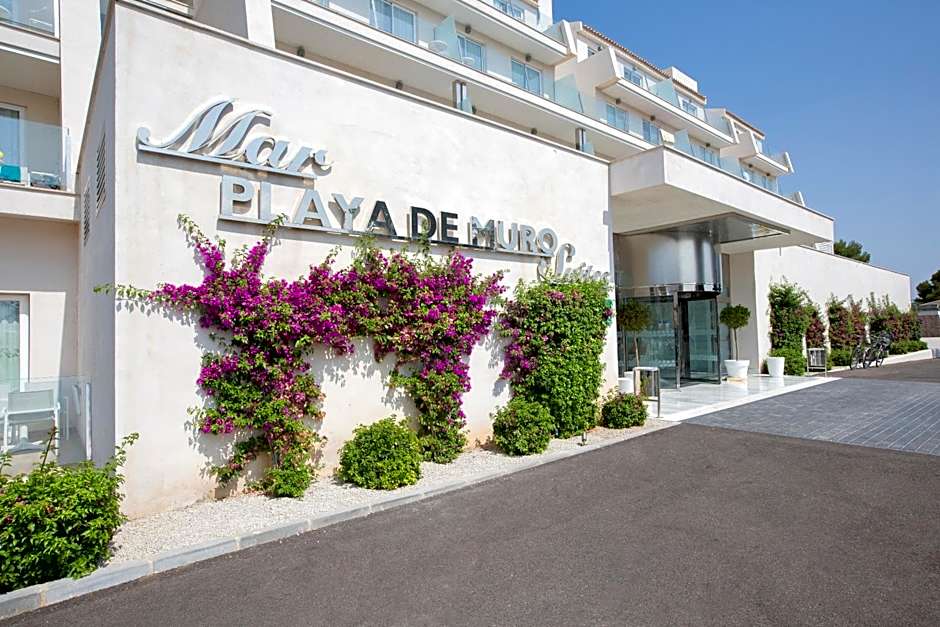 Mar Hotels Playa de Muro Suites