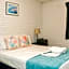 Trickett Gardens Holiday Inn