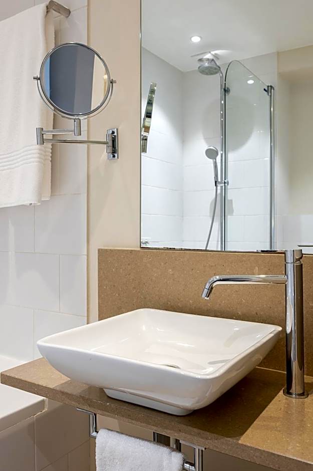 Hotel Made In Louise