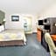 Days Inn by Wyndham Cedar Falls- University Plaza