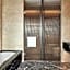 Hilton Yancheng