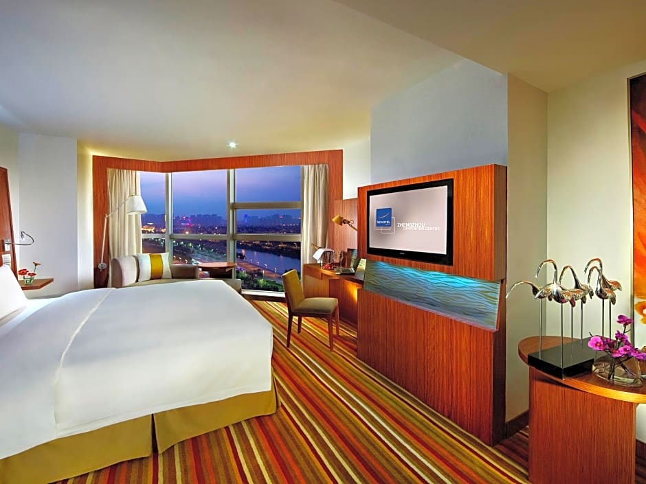 Novotel Zhengzhou Convention Centre Hotel