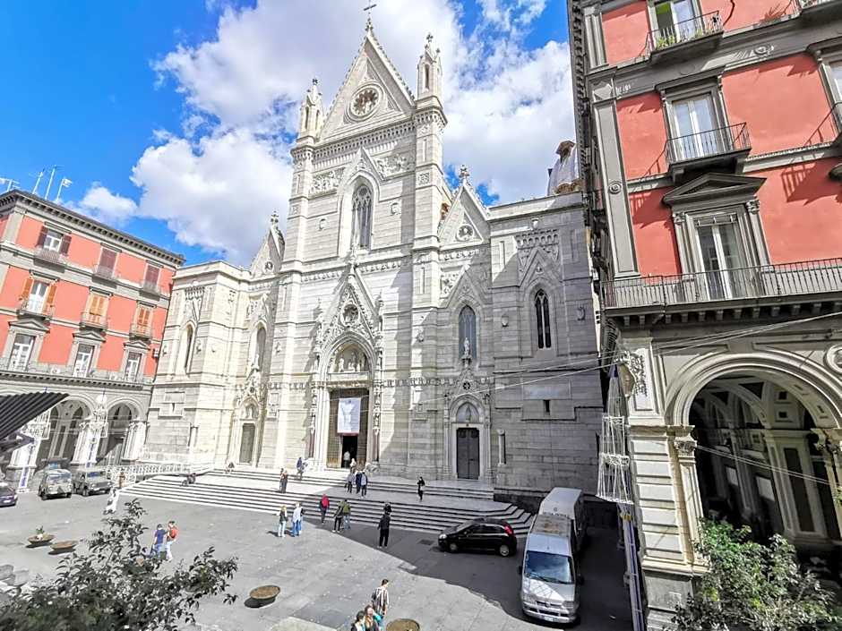 DUOMO 152 NAPOLI