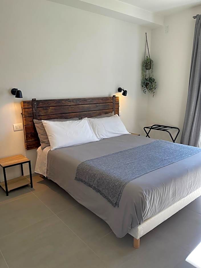 Photo 1 of 4 of Triple Room