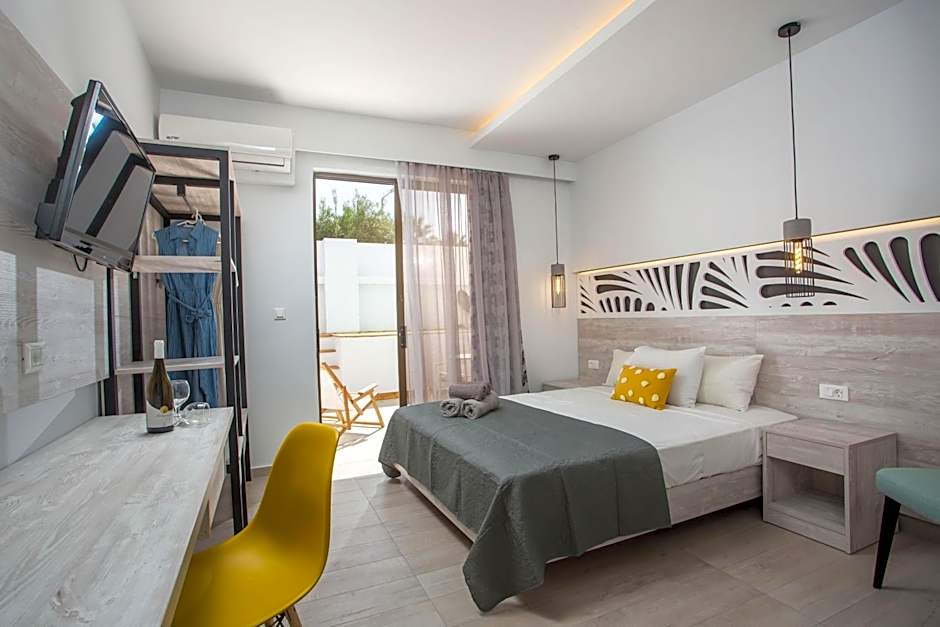 CasaStavris - Aparts & Pool Suites