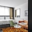 Roomers Munich, Autograph Collection by Marriott